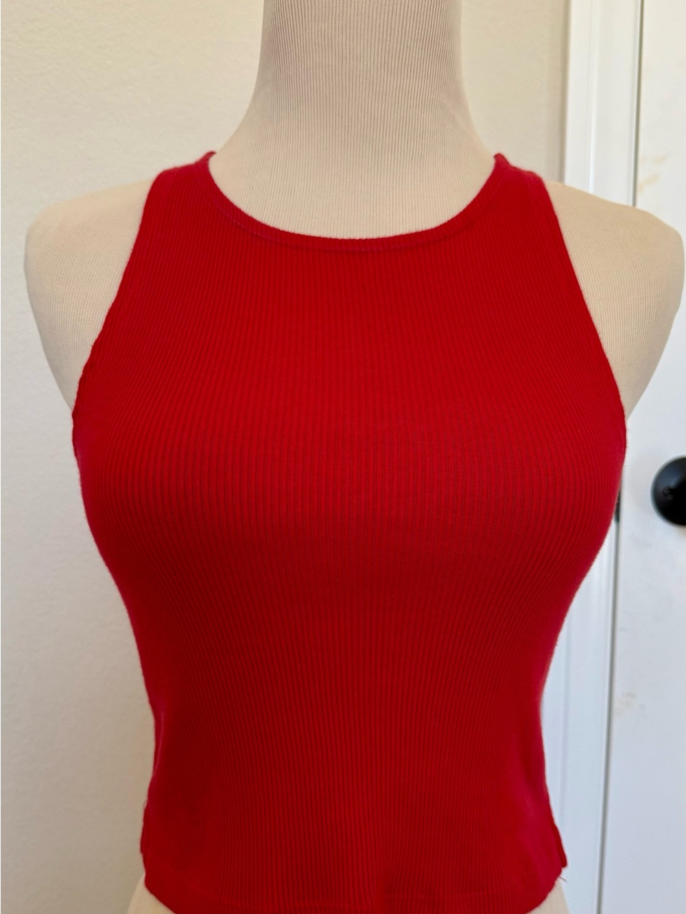 Forever 21 Red Ribbed Crop Halter Tank M